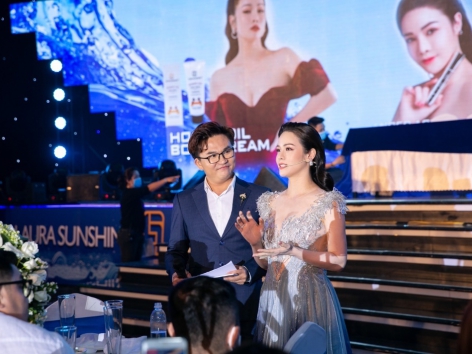 Laura Sunshine tổ chức tiệc tri ân khách hàng và đối tác Laura Sunshine tổ chức tiệc tri ân khách hàng và đối tác