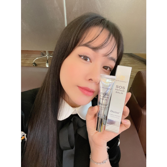 Kem phục hồi da hư tổn Laura Sunshine SOS Repair Balm 30ml