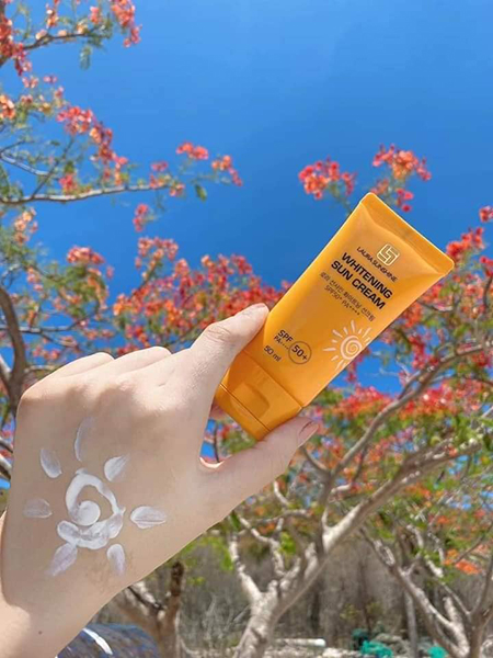 Đại lý thương hiệu LAURA SUNSHINE - Mỹ Phẩm Nhật Kim Anh